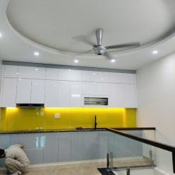 Nhà mặt đường Vũ Chí Thắng