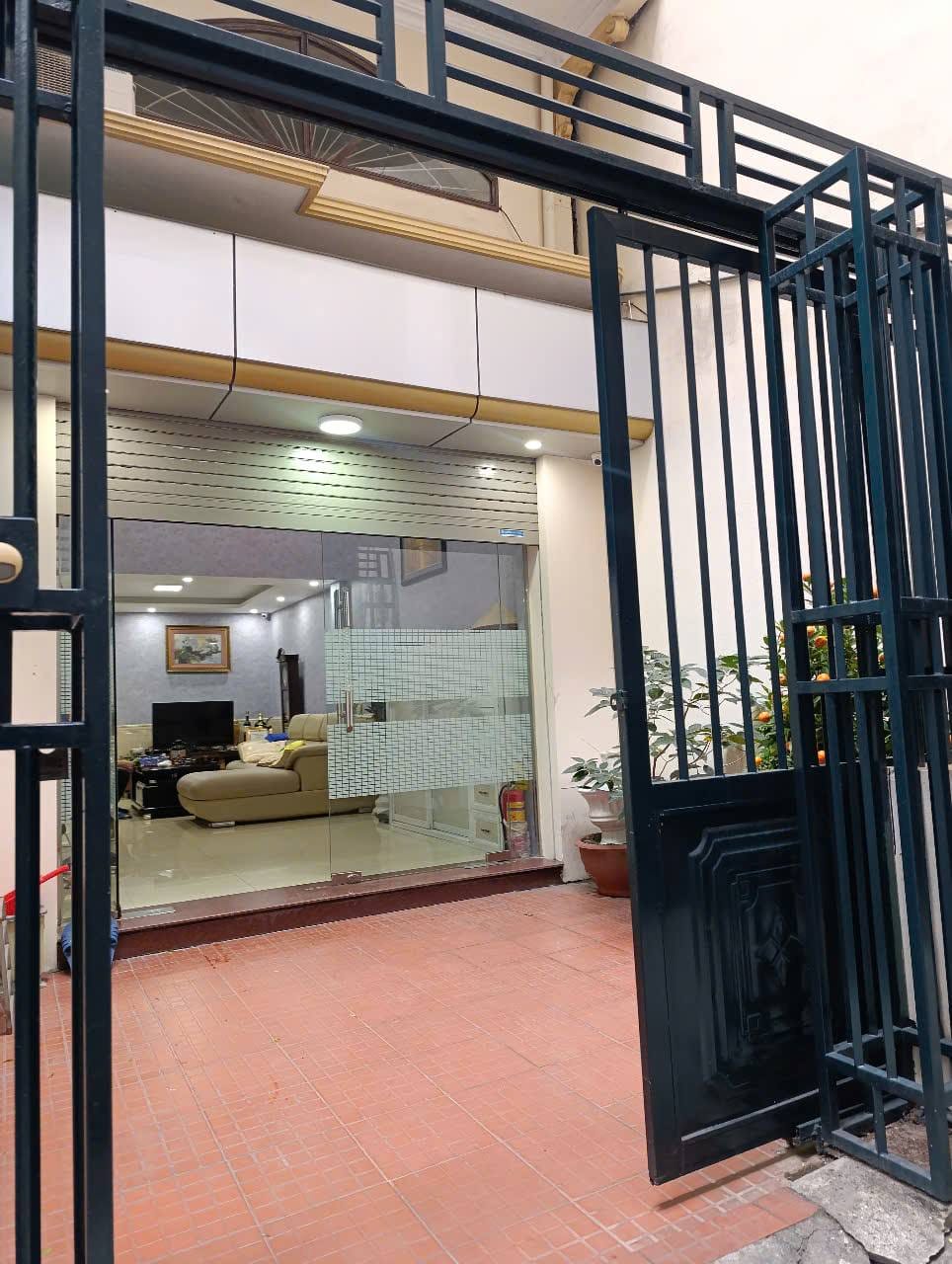 Bán Nhà Phố Hai Bà Trưng