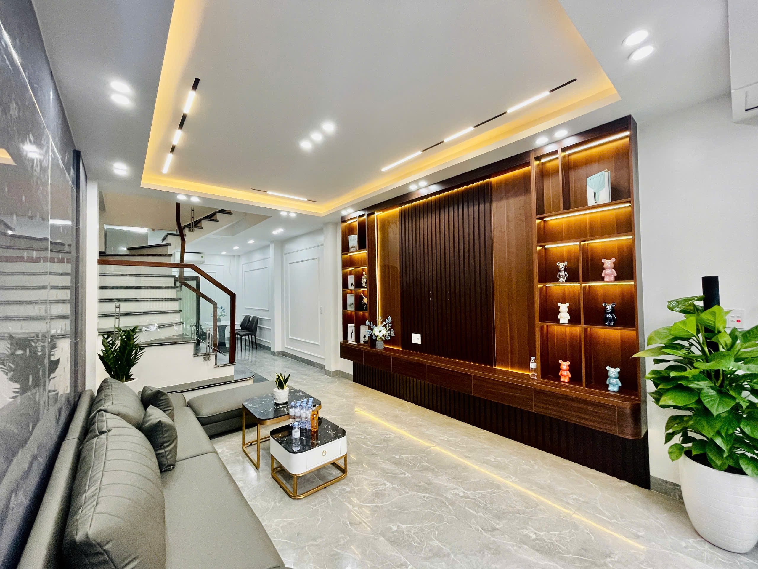 Nhà Lâm Tường